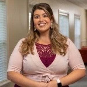 Meet your Posher, Monica